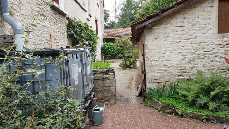 Maison - 230 m² - 9 pièces