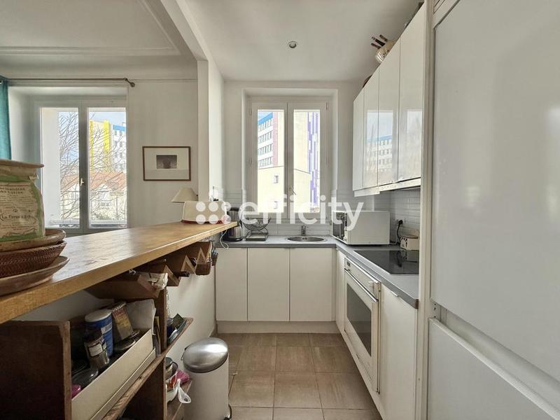 Appartement - 48 m² - 3 pièces