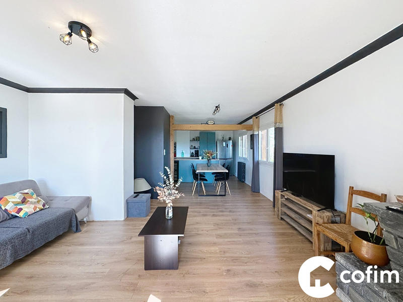 Maison - 143 m² - 5 pièces