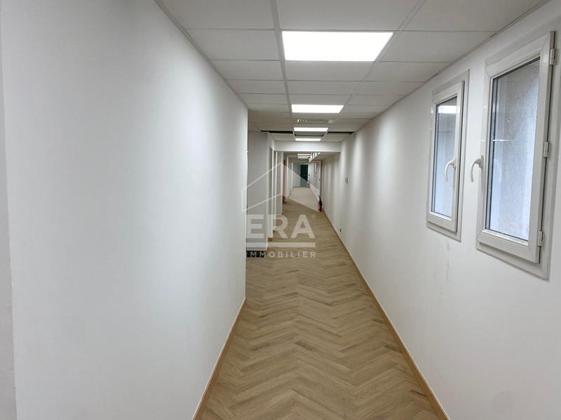 Local commercial - 300 m²