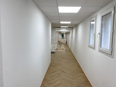 Local commercial - 300 m²