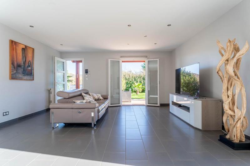 Villa - 122 m² - 5 pièces