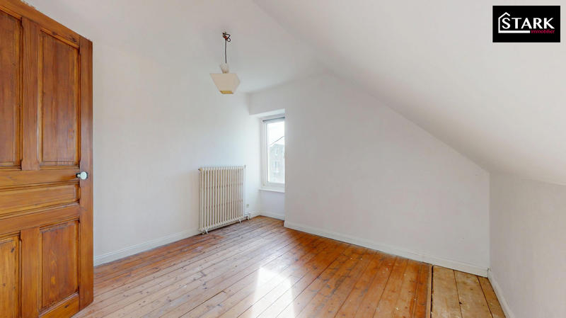 Maison - 91 m² - 5 pièces