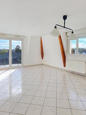 Appartement - 85 m² - 4 pièces