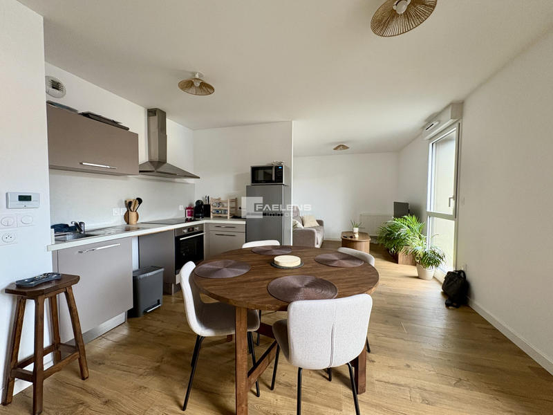 Appartement - 49 m² - 2 pièces