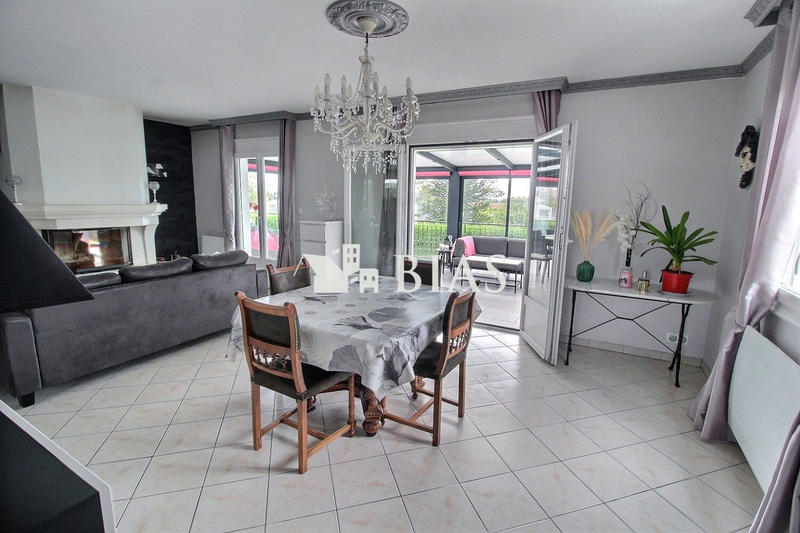 Maison - 120 m² - 6 pièces