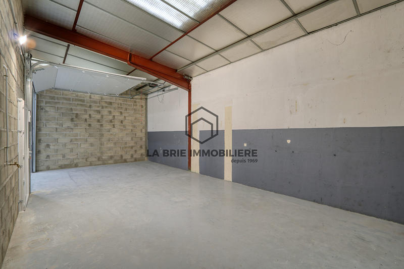 Local d'activité / Entrepôt - 43 m² - 1 pièce