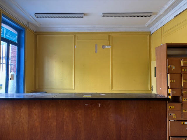 Maison - 360 m² - 9 pièces