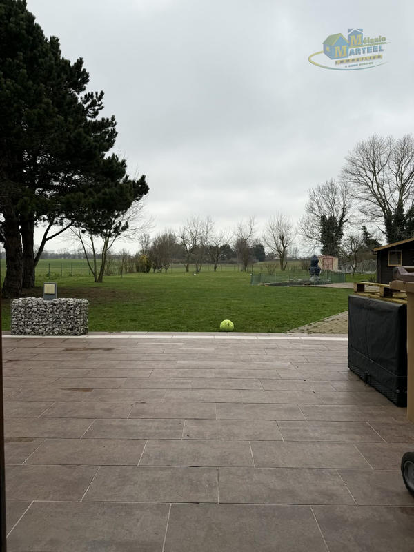 Maison - 220 m² - 10 pièces