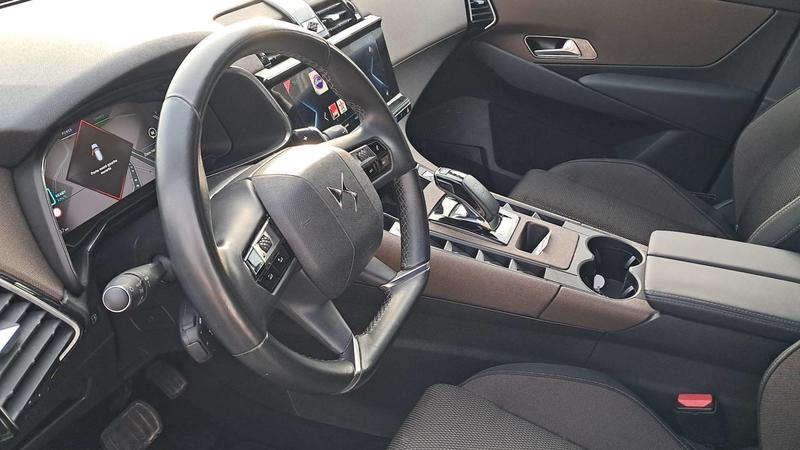 Ds Ds 7 Crossback E-tense 1.6 Thp 16v 300 Plug in Hybrid 4x4 200 So Chic - Première main Entretien constructeur