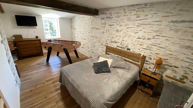 Maison - 266 m² - 9 pièces