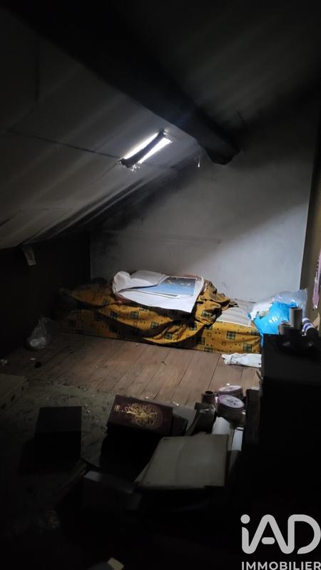 Maison - 163 m² - 9 pièces