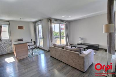 Appartement - 81 m² - 4 pièces