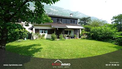 Maison - 123 m² - 5 pièces