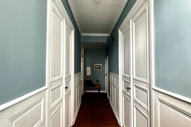 Maison - 270 m² - 10 pièces