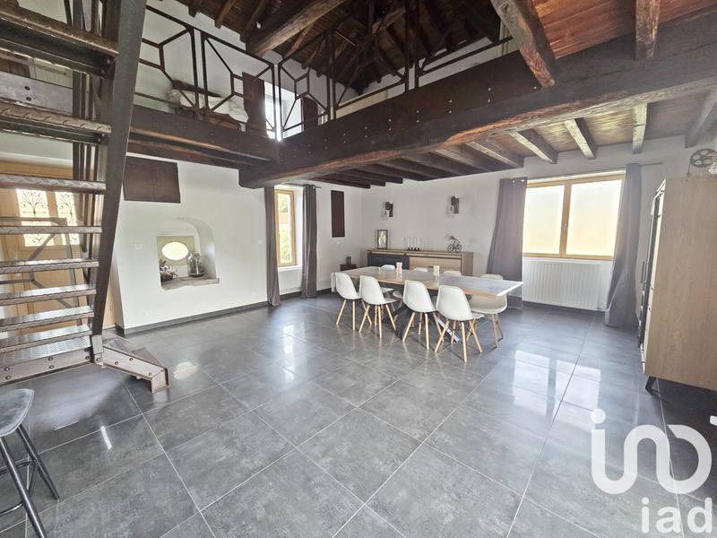 Maison - 270 m² - 10 pièces