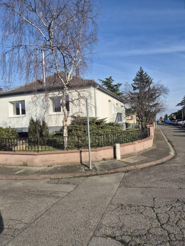 Maison traditionnelle - 95 m² - 4 pièces