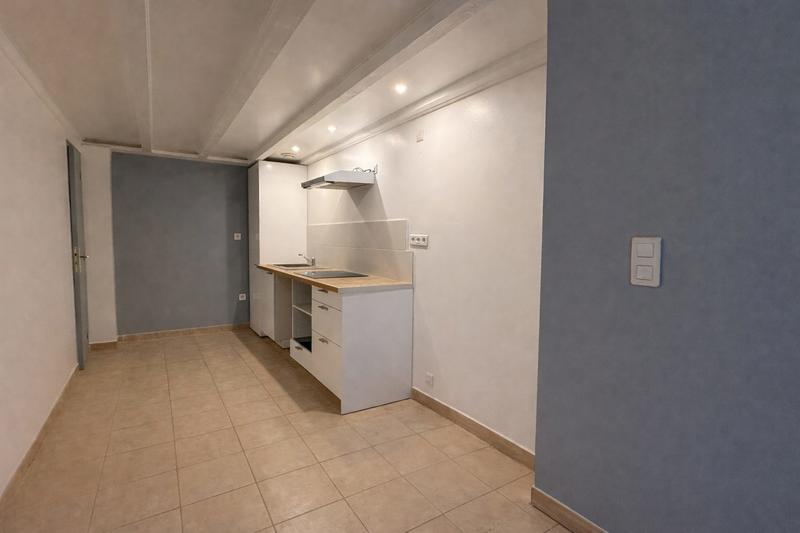 Appartement - 90 m² - 3 pièces