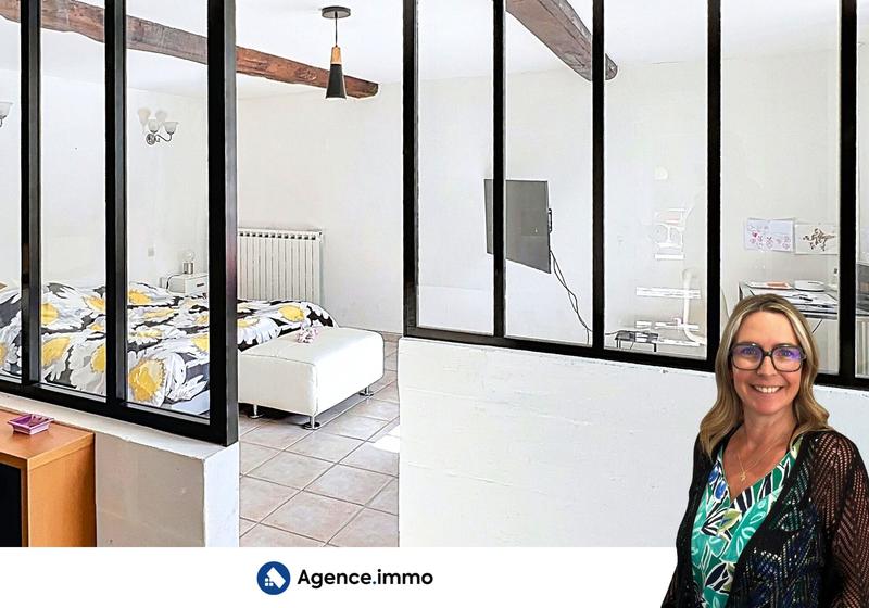 Maison - 234 m² - 8 pièces