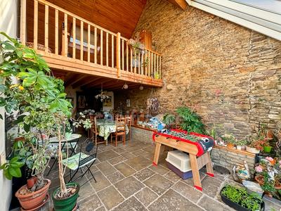 Maison de campagne - 252 m² - 8 pièces