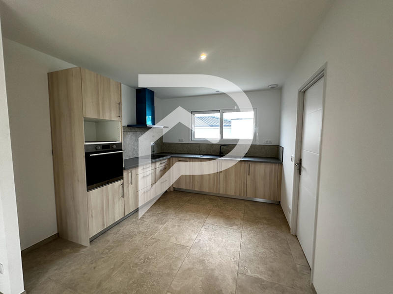 Maison - 108 m² - 4 pièces