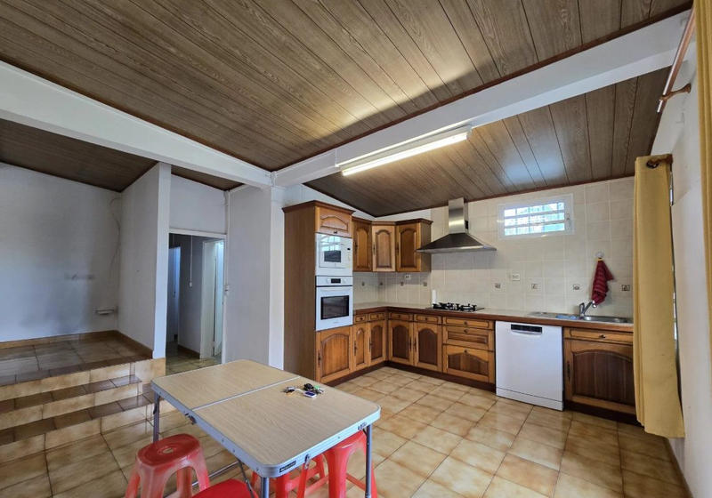 Maison - 160 m² - 8 pièces