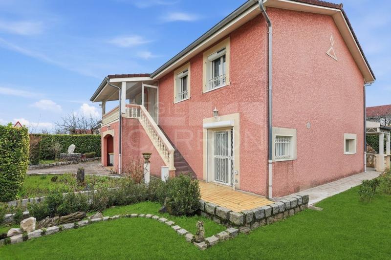 Maison - 157 m² - 6 pièces