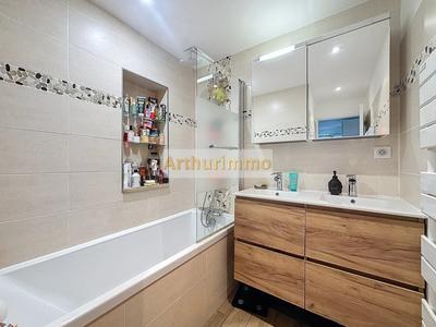 Maison - 104 m² - 6 pièces