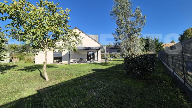 Maison d'architecte - 162 m² - 8 pièces