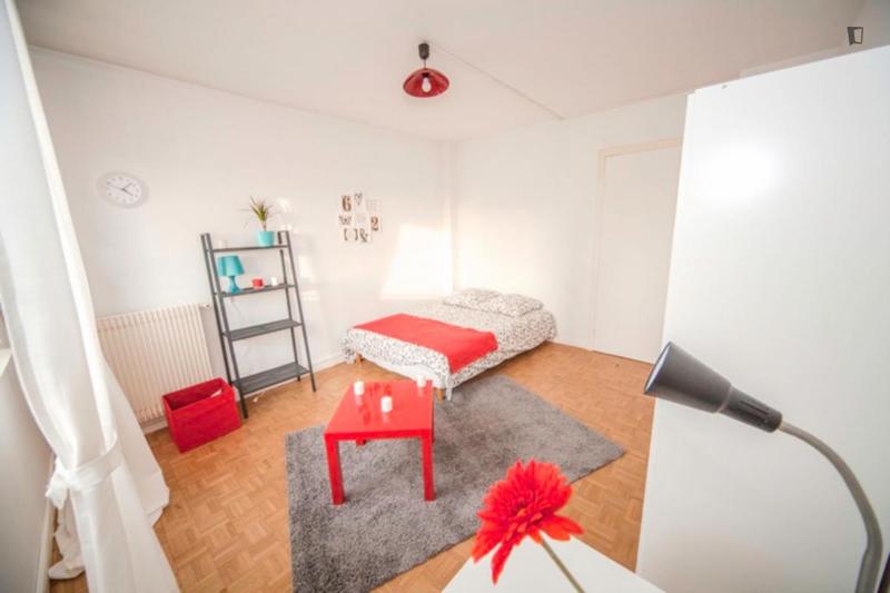 Chambre - 16 m² - 4 pièces