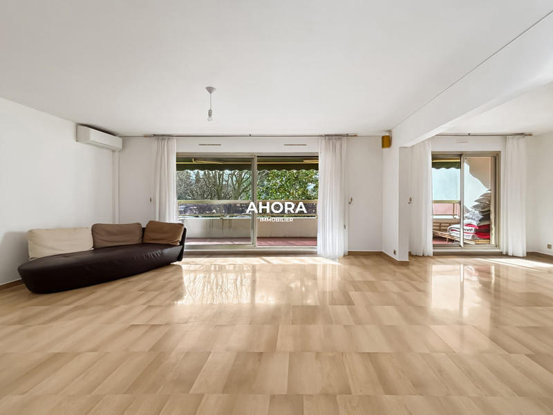 Appartement - 134 m² - 5 pièces