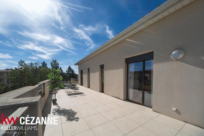 Appartement - 86 m² - 2 pièces