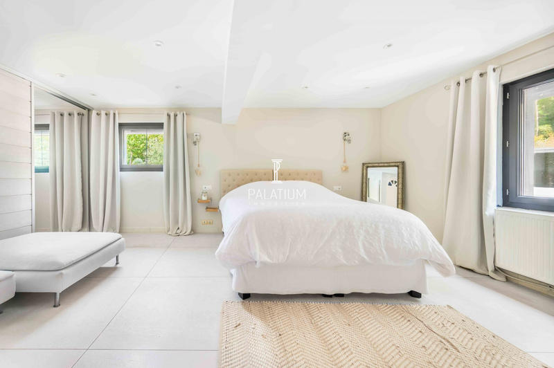 Villa - 268 m² - 7 pièces