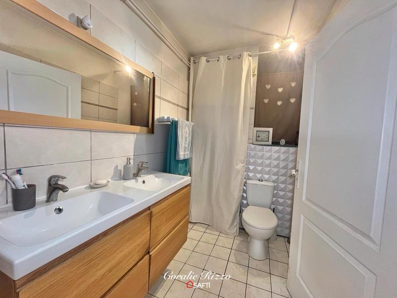 Appartement - 95 m² - 3 pièces