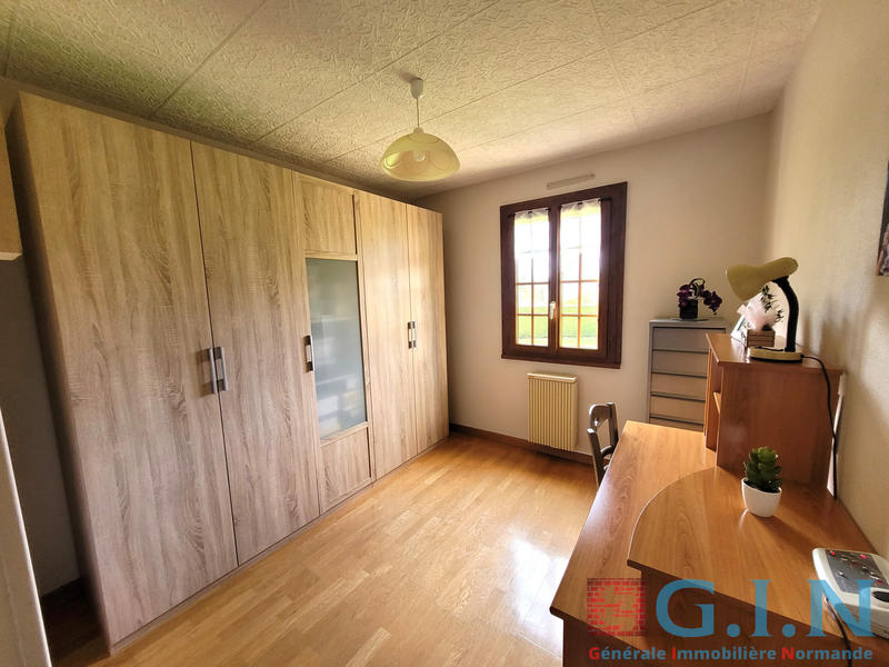 Maison - 94 m² - 5 pièces