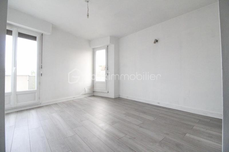 Appartement - 100 m² - 5 pièces
