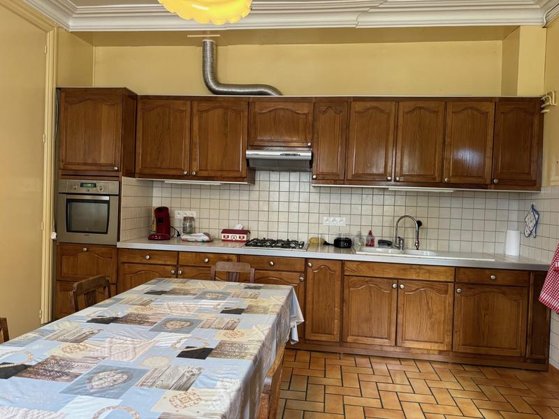 Maison ancienne - 194 m² - 8 pièces