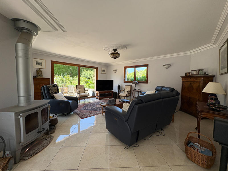 Maison - 176 m² - 7 pièces