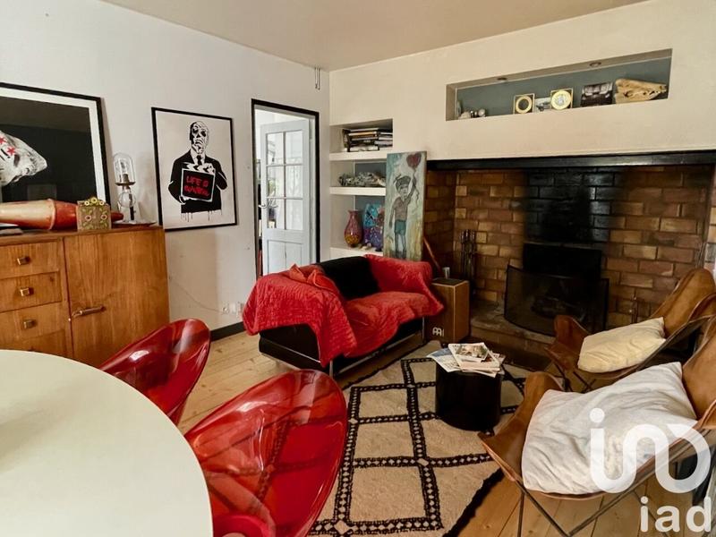 Maison - 216 m² - 8 pièces