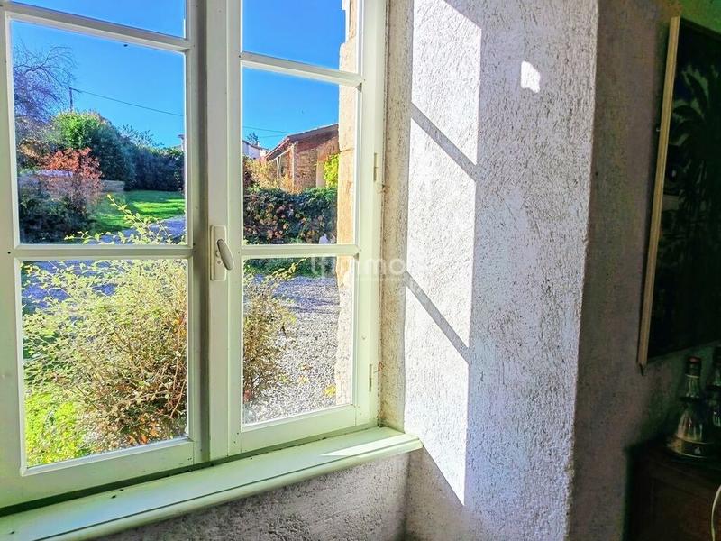 Maison - 312 m² - 11 pièces