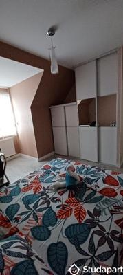 Chambre - 13 m² - 1 pièce