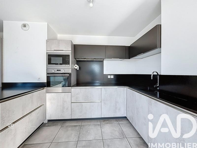 Appartement - 81 m² - 3 pièces