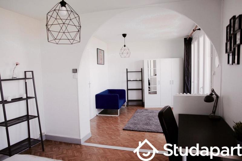 Chambre - 20 m² - 1 pièce