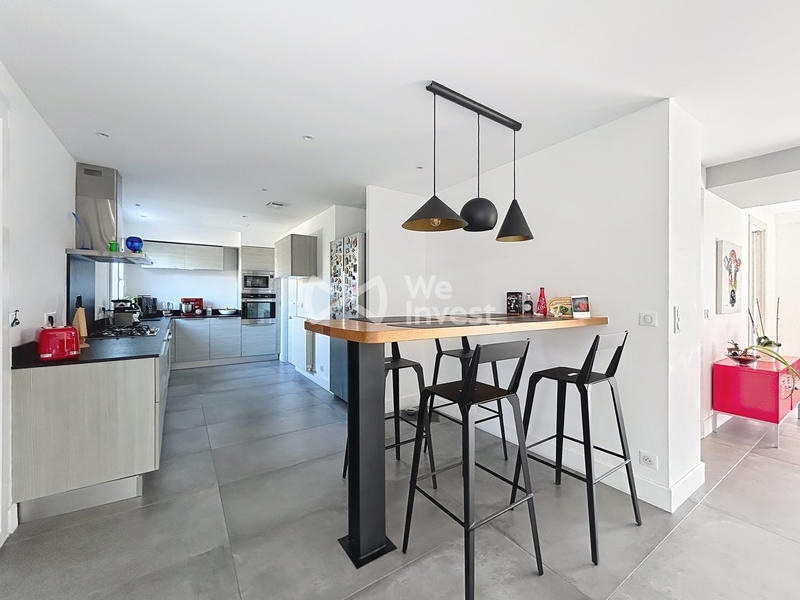 Villa - 197 m² - 7 pièces