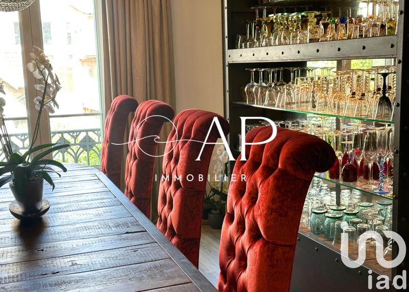 Appartement - 161 m² - 5 pièces