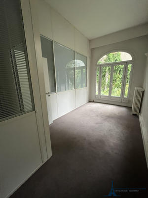 Bureau - 160 m²