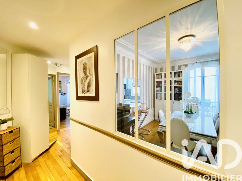 Appartement - 81 m² - 3 pièces