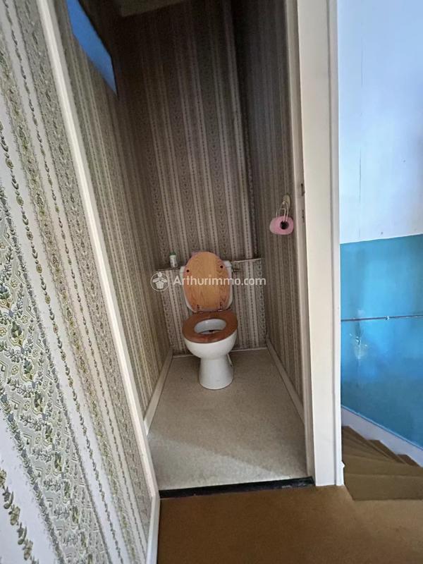 Maison - 174 m² - 9 pièces