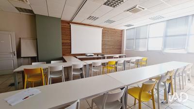 Bureau - 487 m²