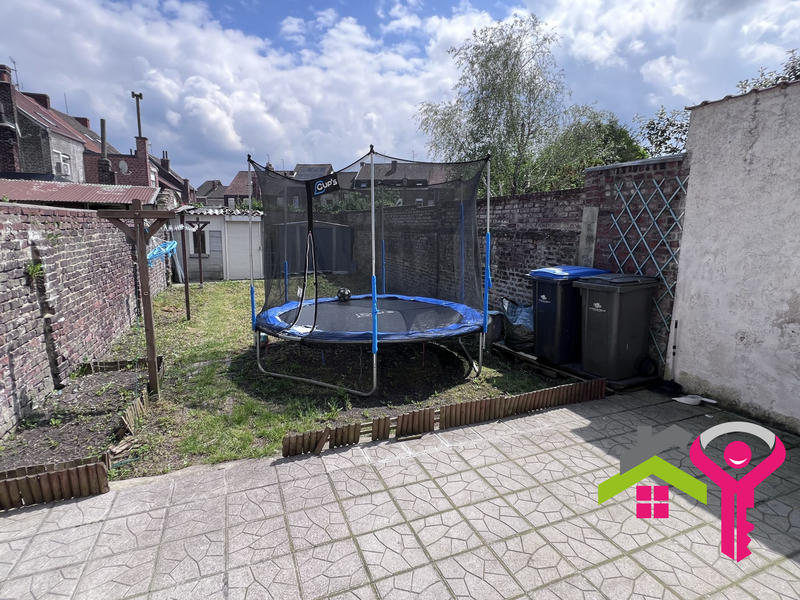 Maison - 101 m² - 5 pièces